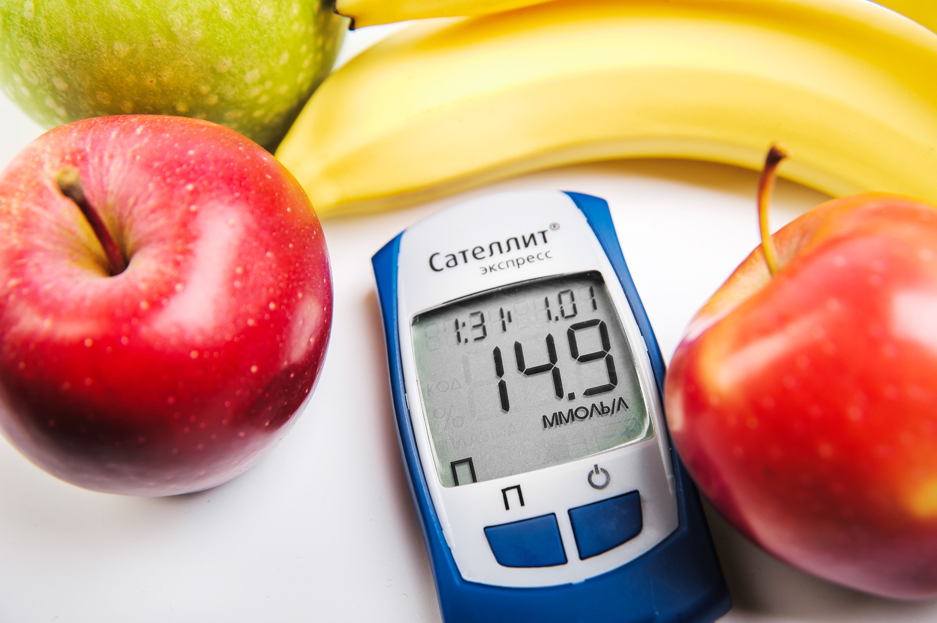 Existen varios factores que contribuyen a los niveles altos de glucosa en el cuerpo, entre los que destacan la mala alimentación y el sedentarismo. (Foto Prensa Libre: Pixabay)