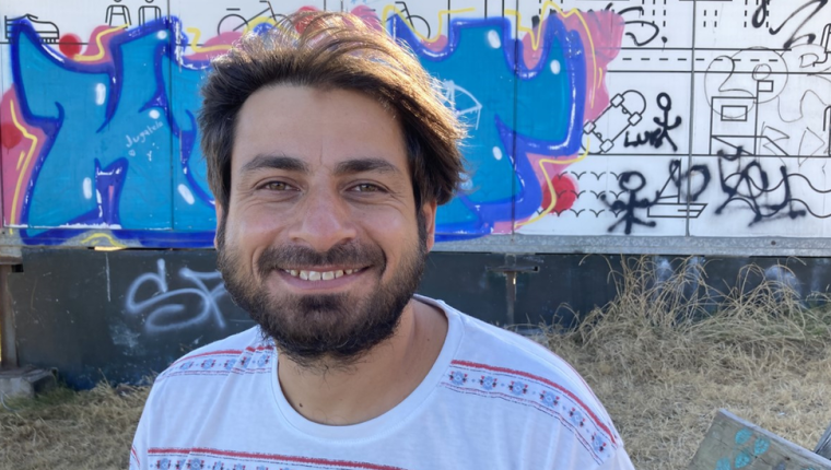 Ahmed Adnan Ahjam aún busca rehacer su vida en Uruguay luego de 12 años encerrado en Guantánamo. (BBC MUNDO)