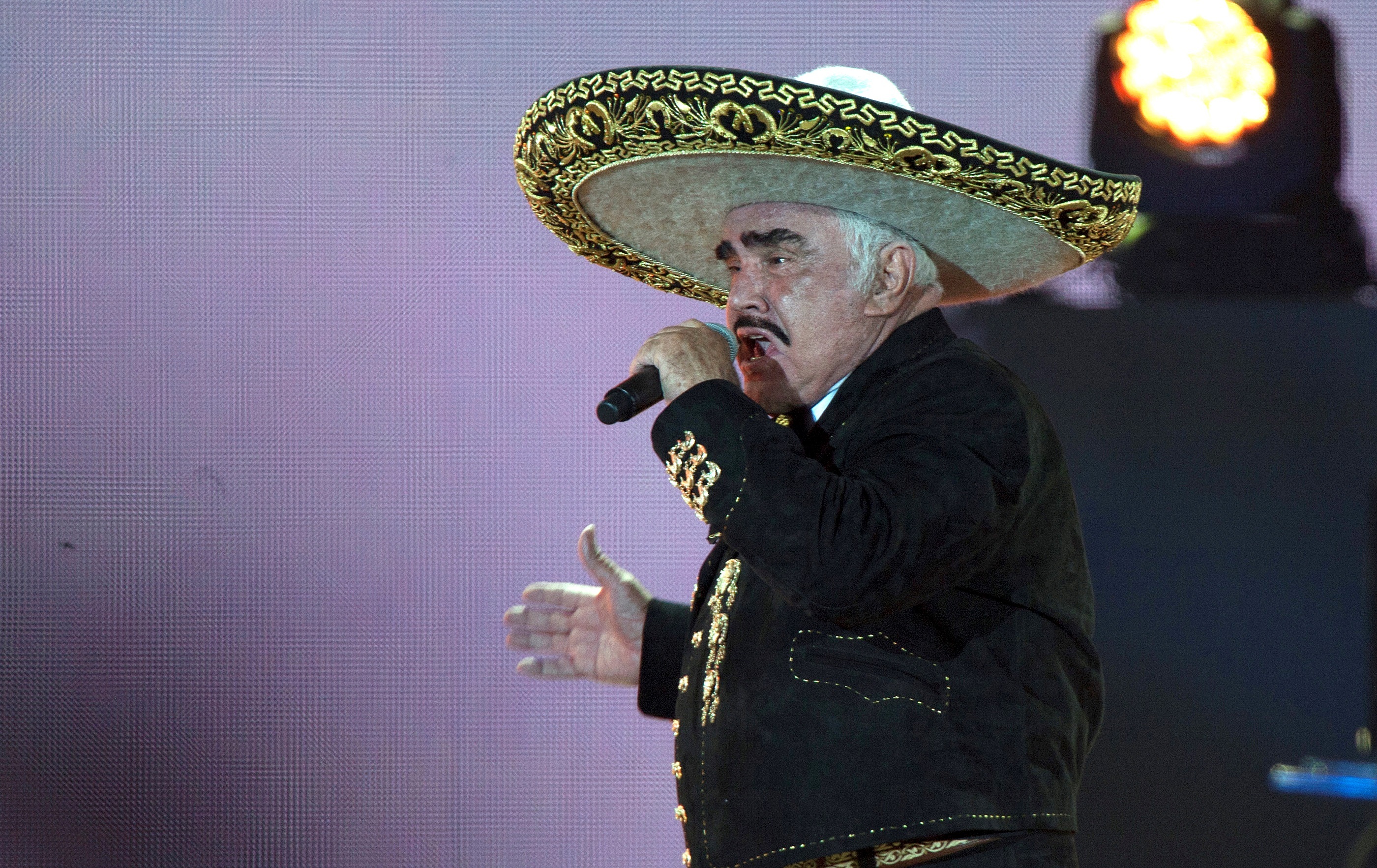 Vicente Fernández: qué se sabe sobre las acusaciones en contra de “Chente” por supuestamente arruinar la carrera de otros artistas