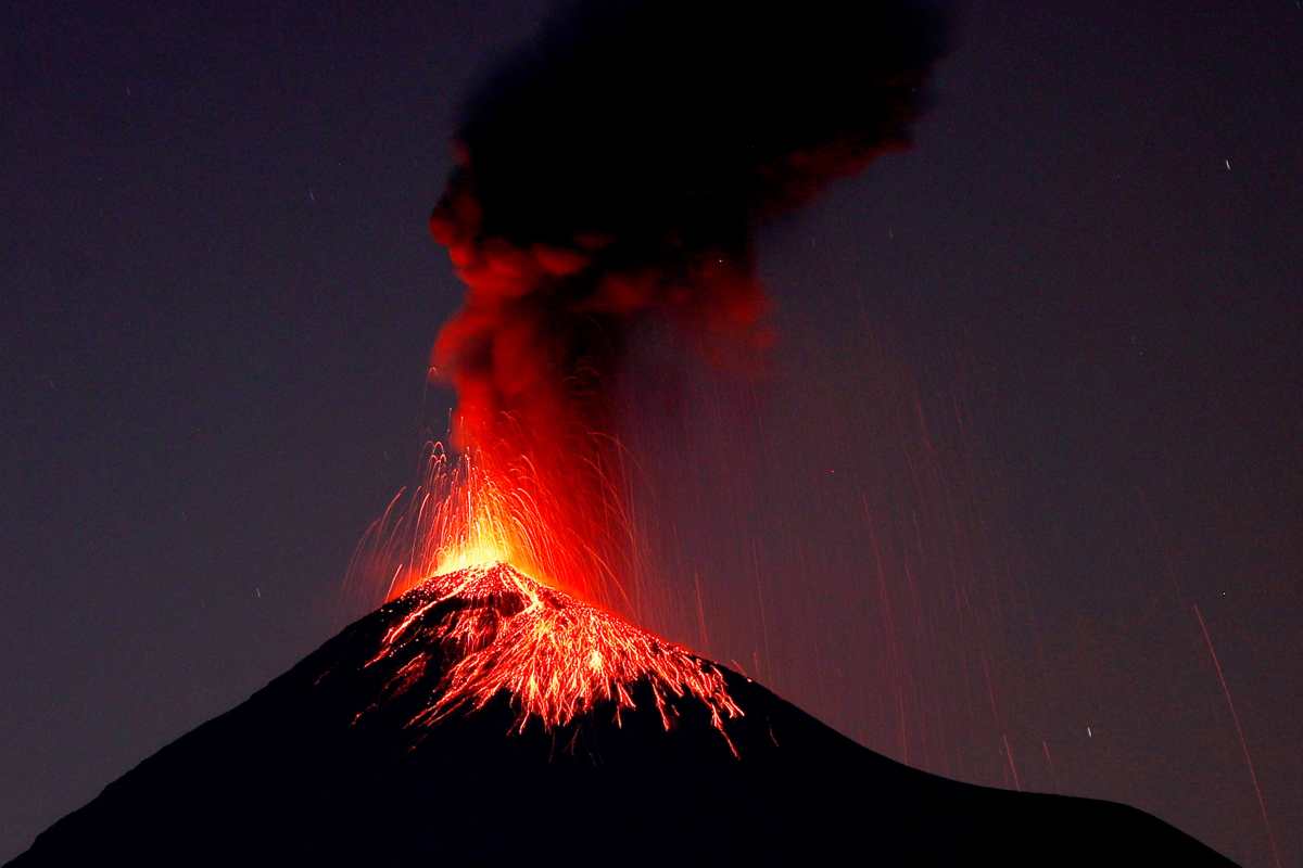 ¿Existe alguna relación entre el temblor de 6.8 grados en Guatemala y la erupción del Volcán de Fuego?