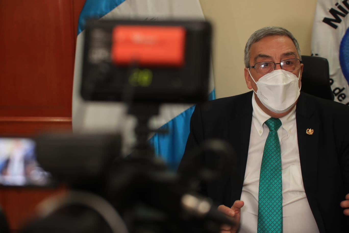 Francisco Coma, ministro de Salud, asegura que la variante ómicron ya está en Guatemala. (Foto Prensa Libre: Byron García)