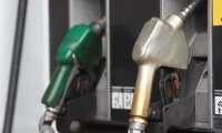 El MEM confirmó el alza en los precios de las gasolinas este 4 de enero y esperan estabilidad en el mes. (Foto Prensa Libre: Juan Diego González)