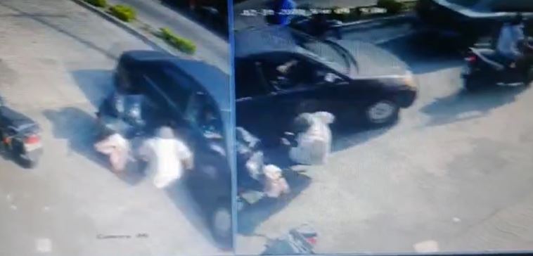 Momento en que persona es arrollada en Retalhuleu. (Foto Prensa Libre: Tomada de video compartido)