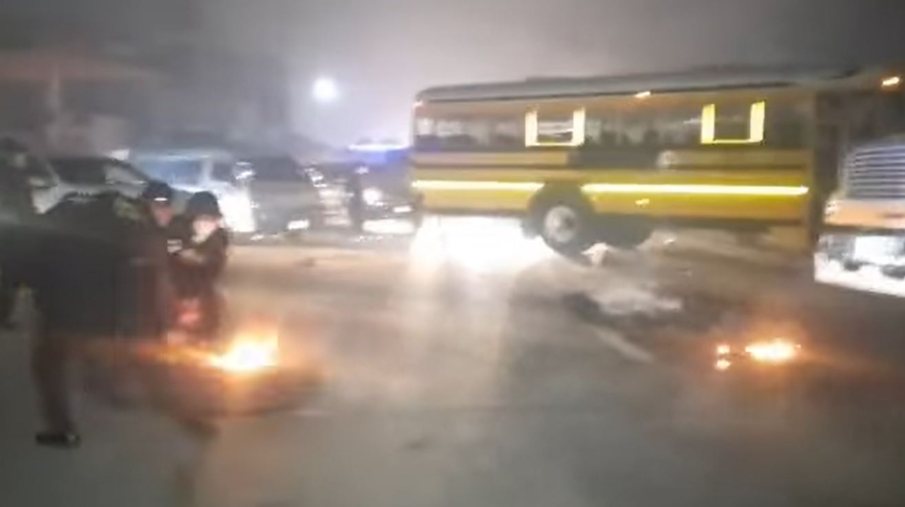 BLOQUEOS EN GUATEMALA. TRANSPORTISTAS