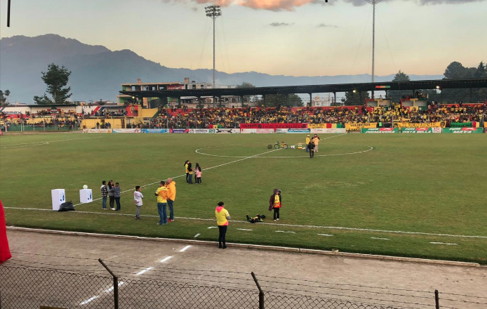 El estadio Marquesa de La Ensenada, uno de los recintos históricos del país, podría ser usado por Malacateco para la próxima Liga Concacaf. Foto La Red
