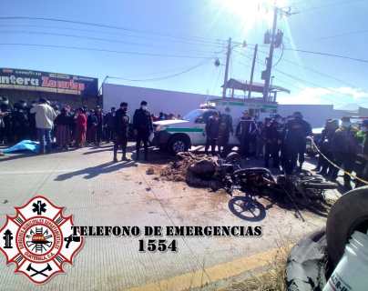 Videos: dos motocicletas chocan y se incendian en Patzicía; hay un muerto y dos heridos