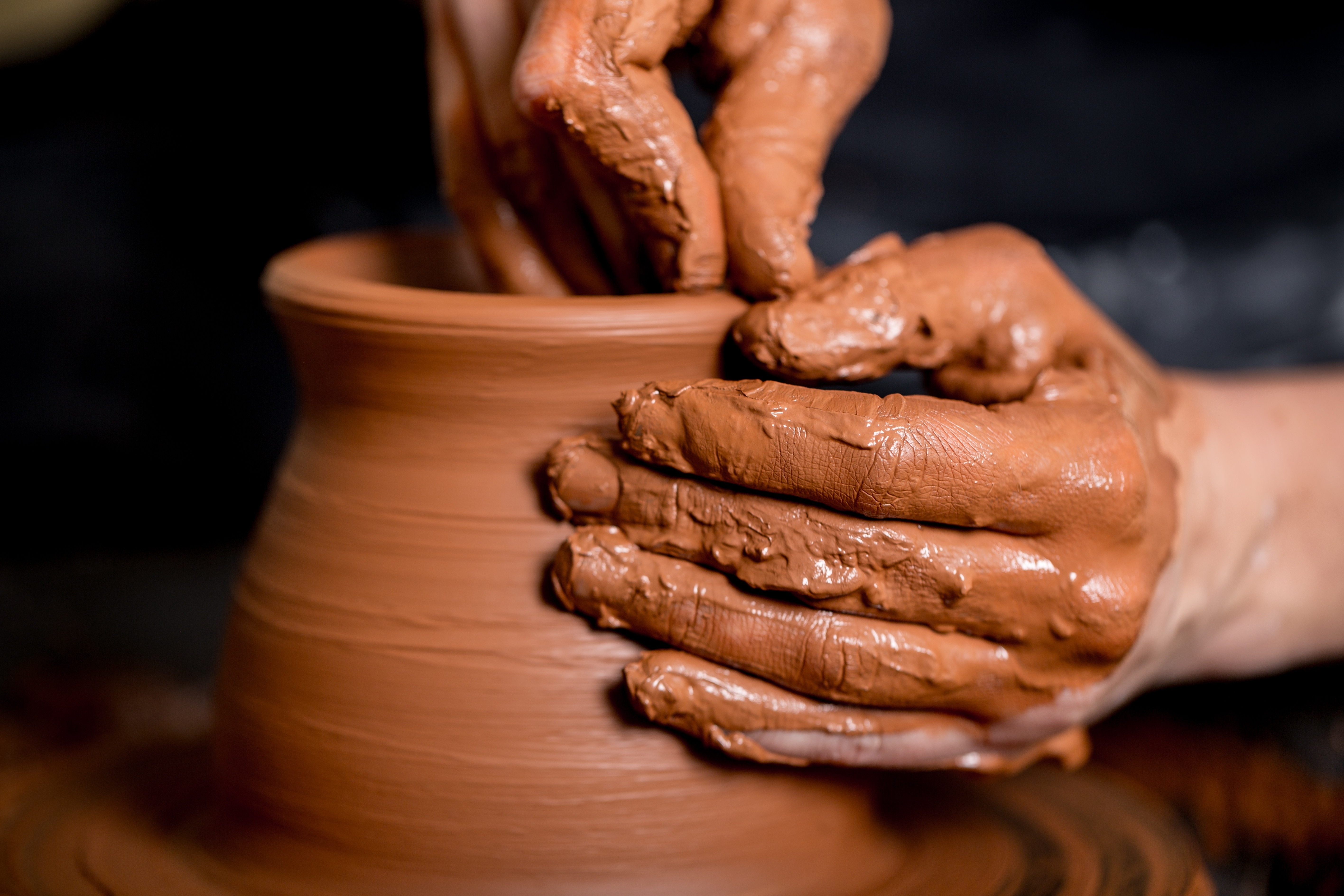 La cerámica implica facultades motoras y creativas. 
(Foto Prensa Libre: Shutterstock)