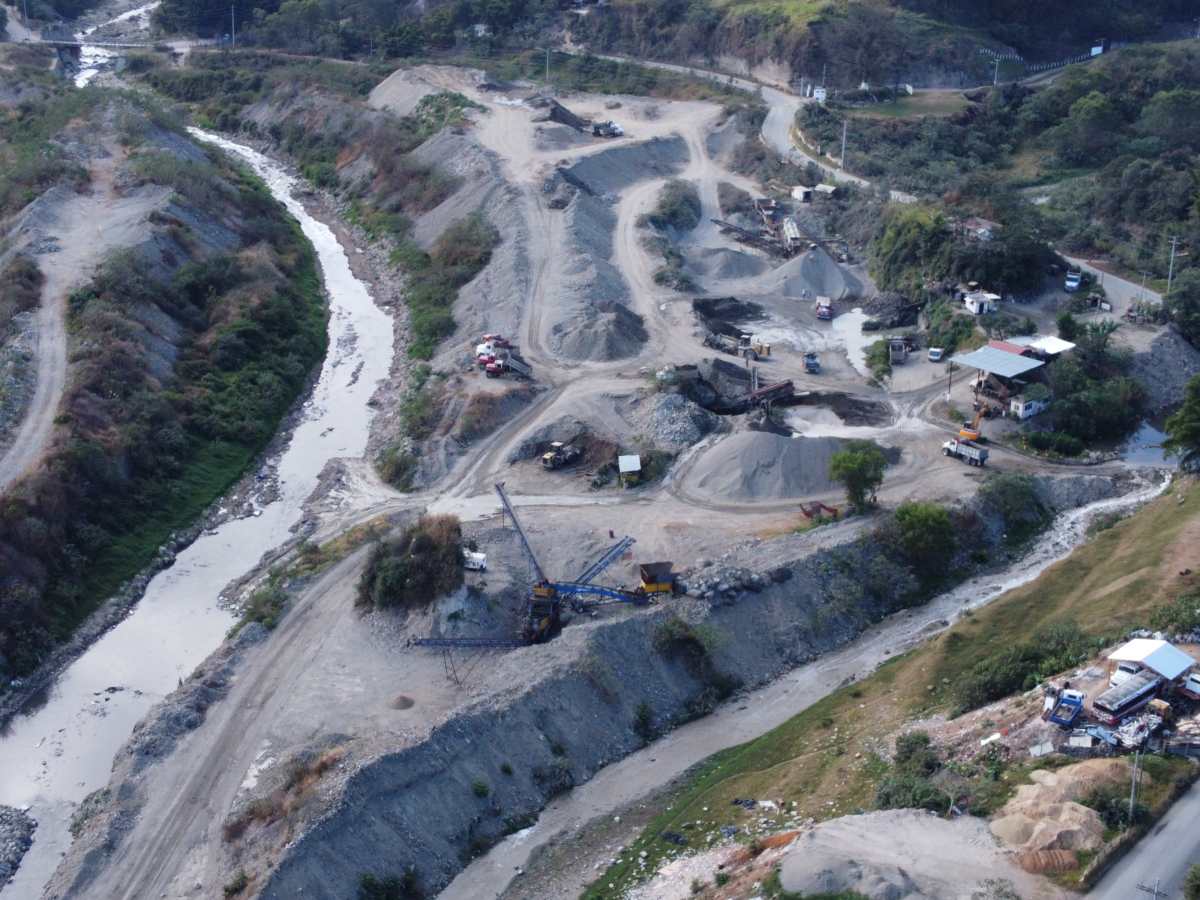Explotación descontrolada de arena en Guatemala causa perjuicios en general