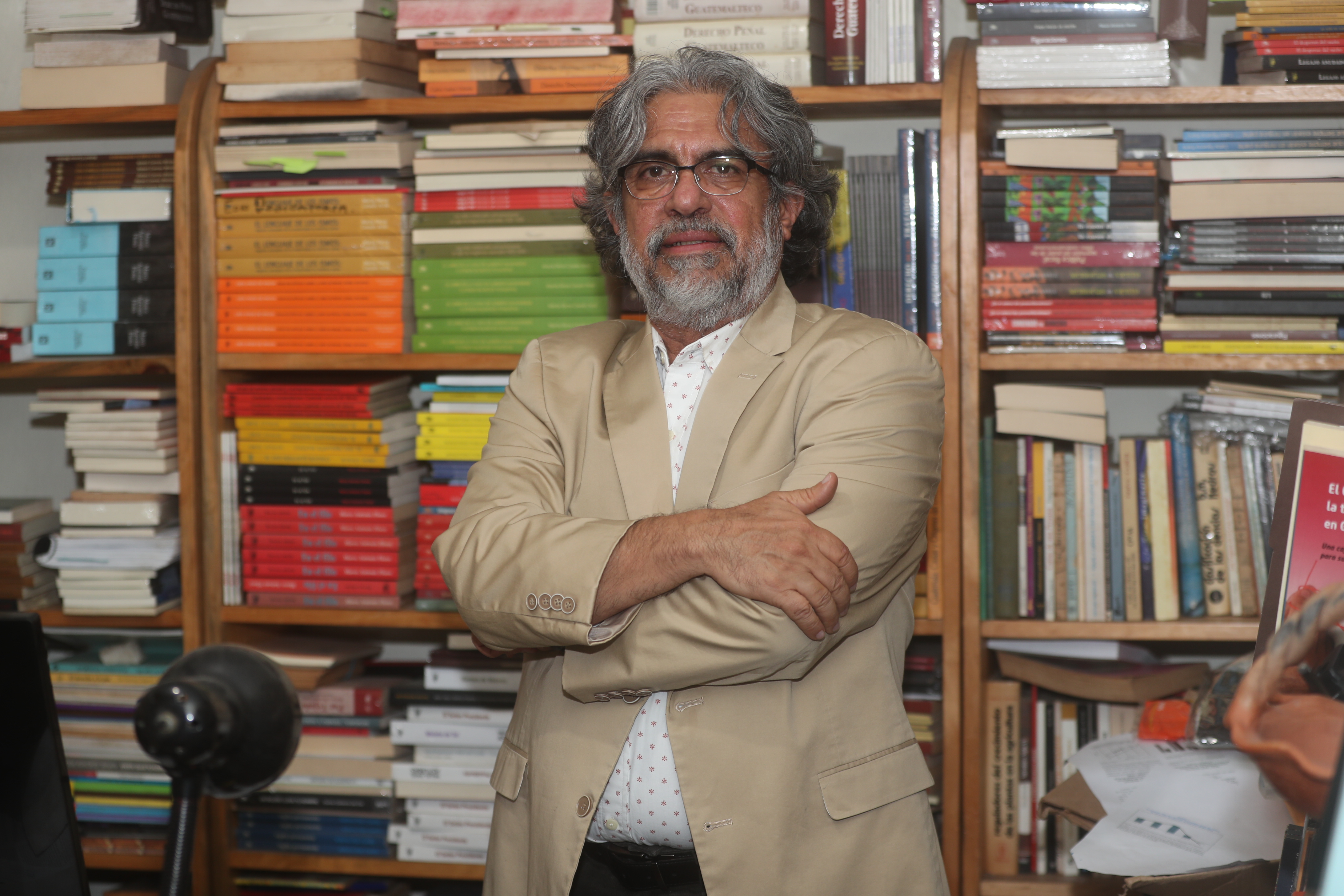Figueroa recibió el Premio Internacional Libertad para Publicar de la Asociación de Editores Estadounidenses en noviembre del 2021. (Foto Prensa Libre: Erick Ávila)