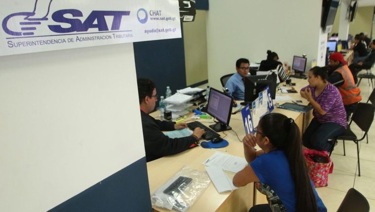 SAT habilita herramienta par a el envió de las planillas del IVA. (Foto Prensa Libre: Hemeroteca PL)