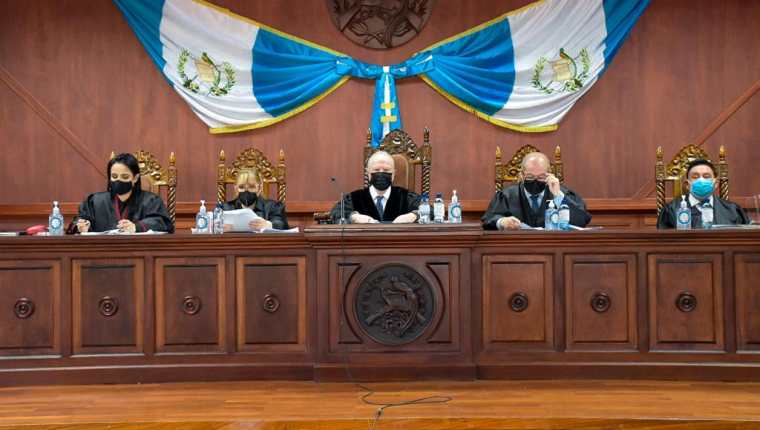 El presidente de la CC, Roberto Molina Barreto, afirmó que la Corte no está al servicio de ninguno de los poderes de Estado. Fotografía: CC.  