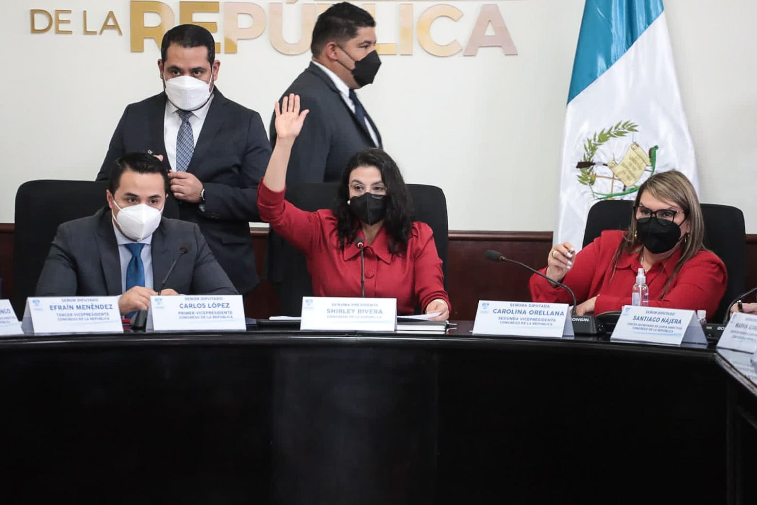 Oficialismo corre para aprobar ampliación de Q3.1 mil millones para el CIV