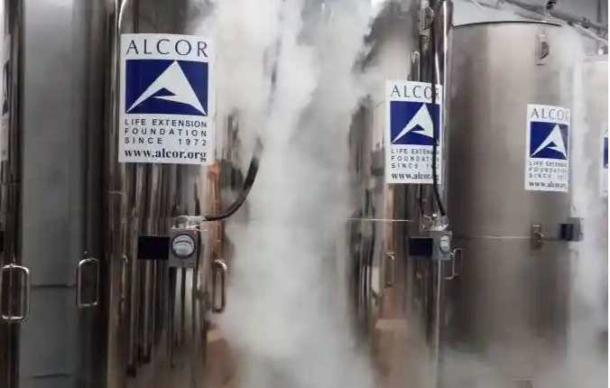 Cápsulas donde se lleva a cabo el proceso de criogenización de la organización "Alcor Life Extension Foundation". (Foto Prensa Libre: www.alcor.org/).
