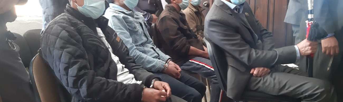 Los cuatro detenidos durante el ataque de pobladores de Nahualá a las fuerzas de seguridad fueron ligados a proceso. (Foto Prensa Libre: Mynor Toc)
