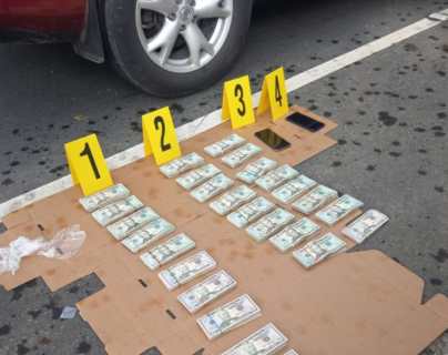 “En un doble fondo”: así intentaron esconder US$70 mil en un automóvil conducido por un mexicano