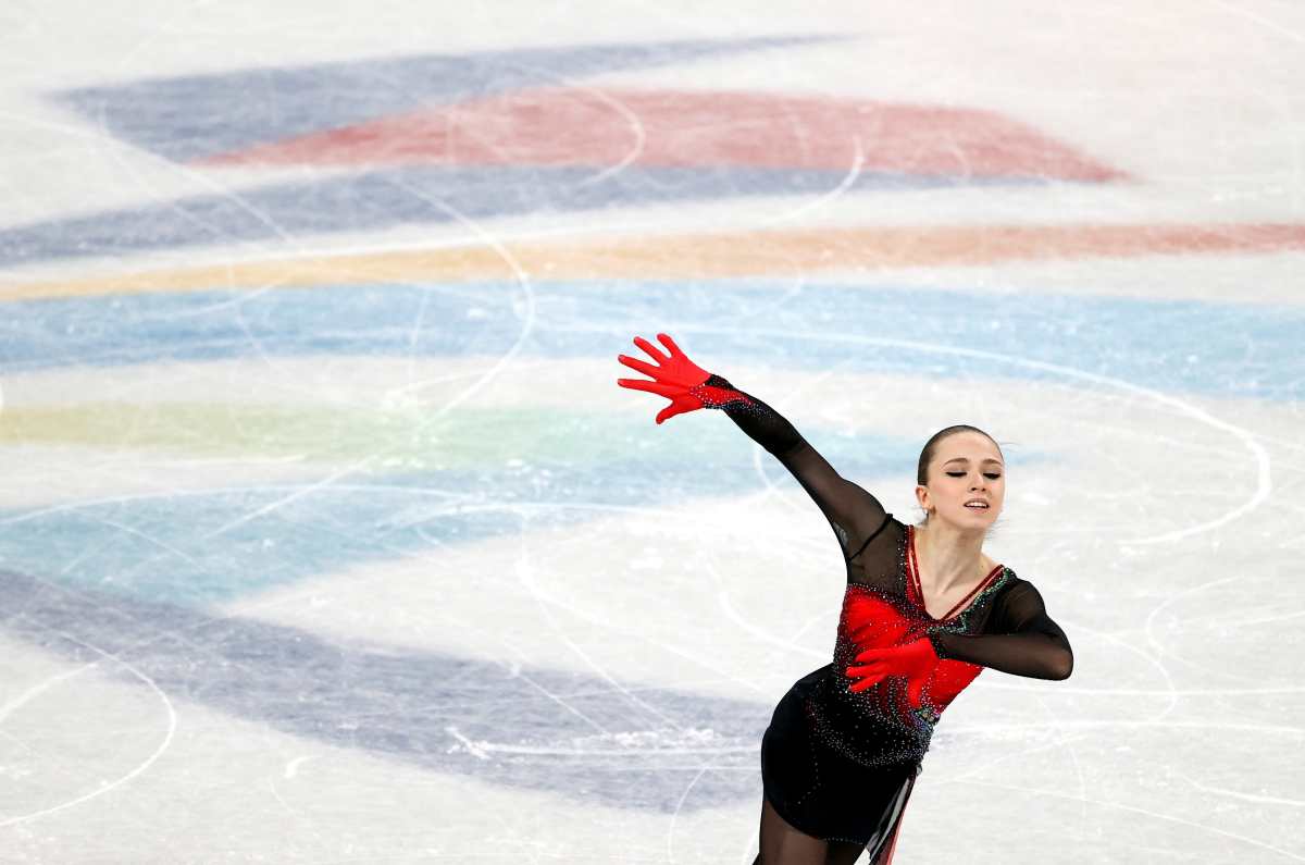 Por esta razón podrá continuar compitiendo en Juegos Olímpicos de Invierno la joven patinadora rusa, Kamila Valieva, que dio positivo por dopaje