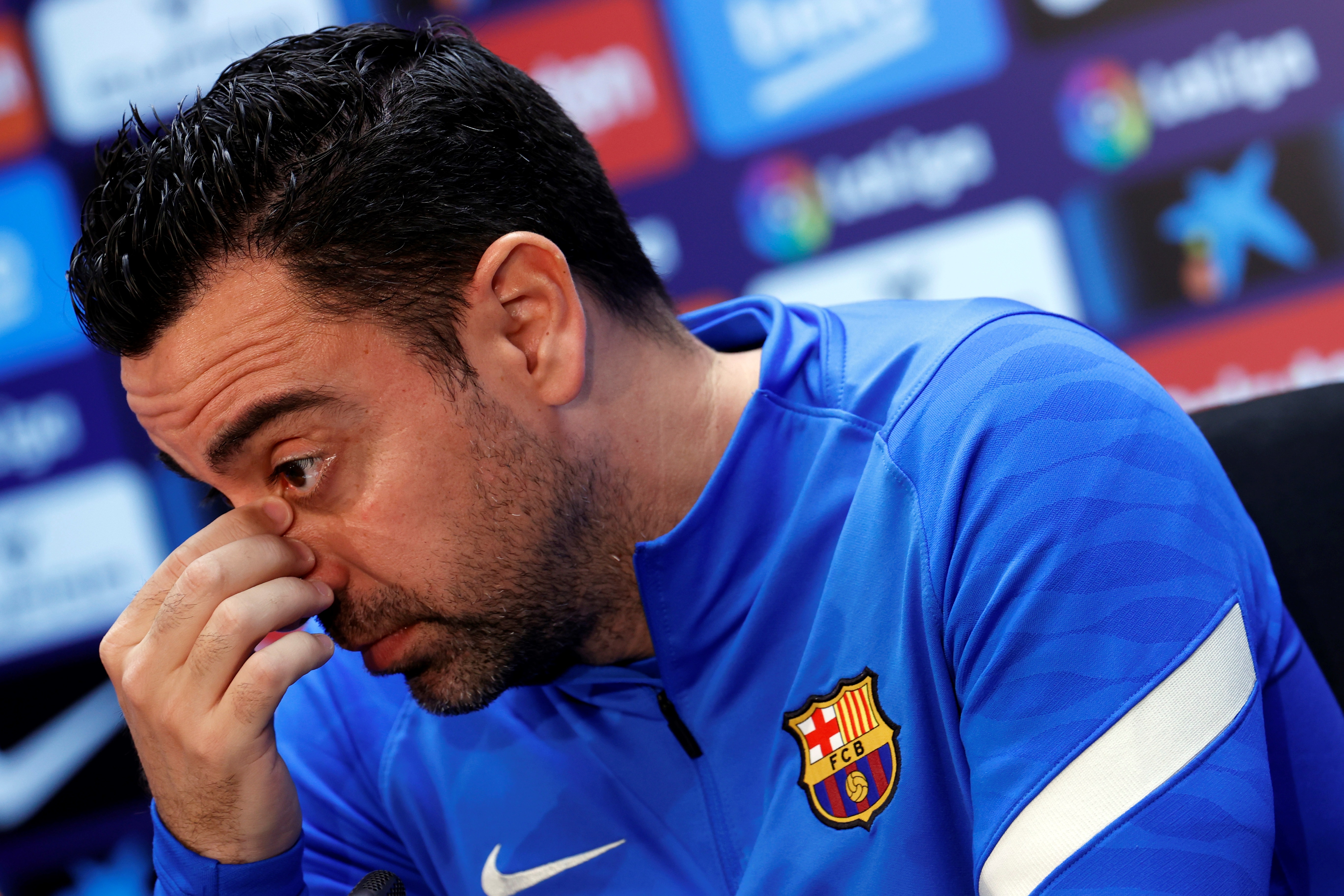 El entrenador del Barcelona, Xavi Hernández, durante la rueda de prensa ofrecida este sábado para hablar del partido ante Valencia.(Foto Prensa Libre: EFE)
