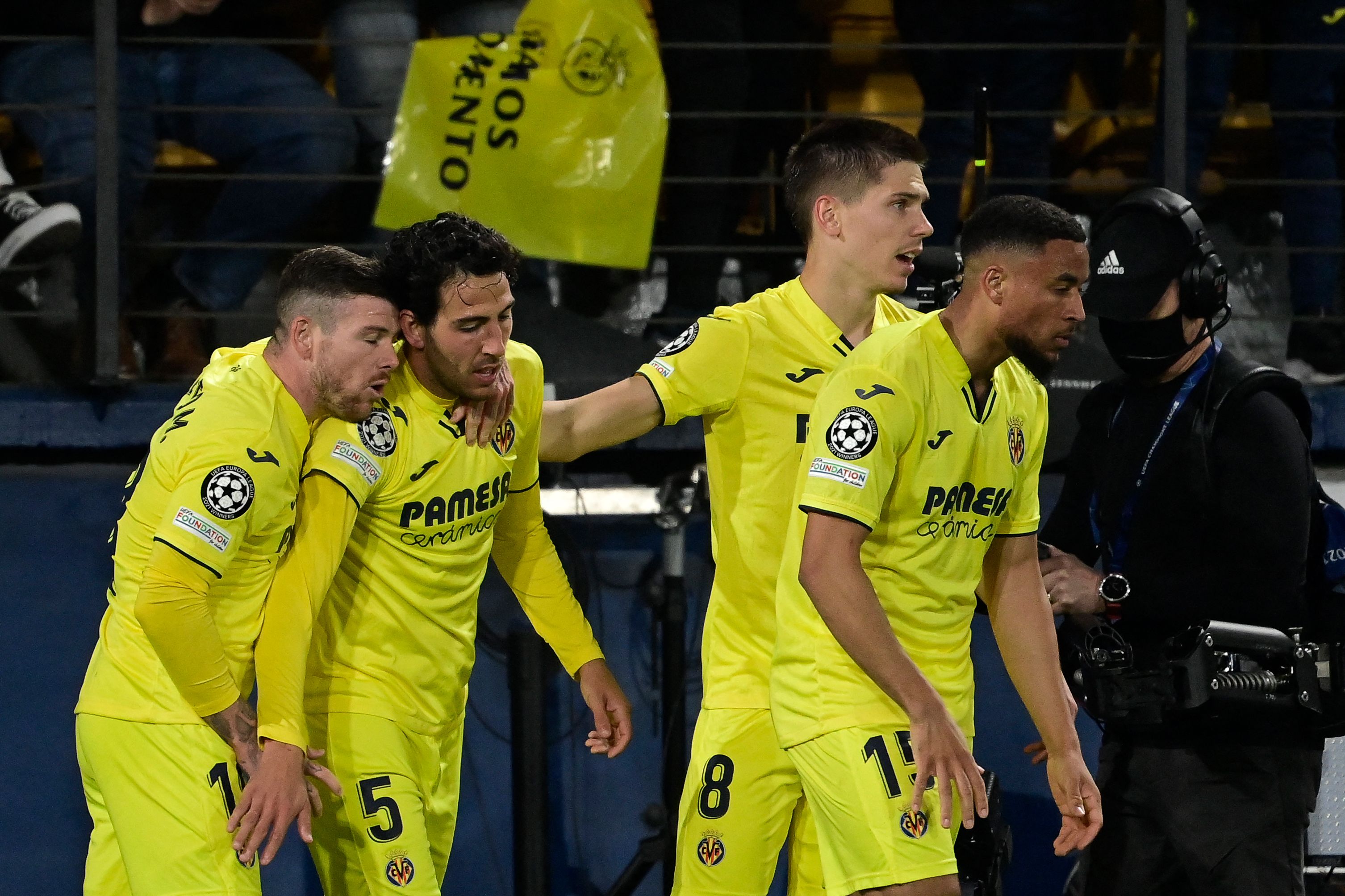 El Villarreal rescató el empate en El Madrigal. (Foto Prensa Libre: AFP)