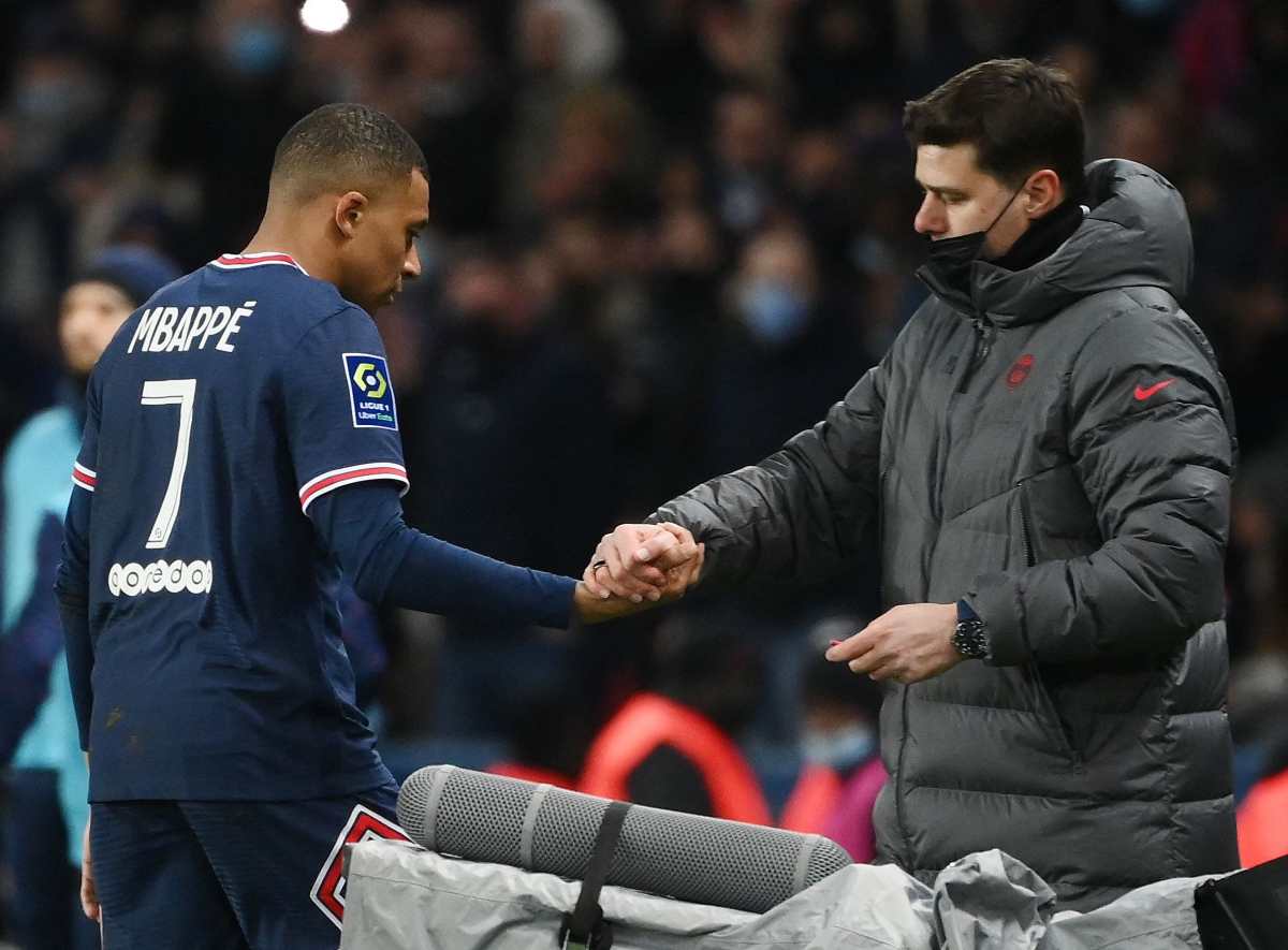 Leonardo negó haberle propuesto a Mbappé un contrato de 50 millones de euros netos por temporada y aseguró su renovación no dependerá del dinero. (Foto Prensa Libre: AFP).