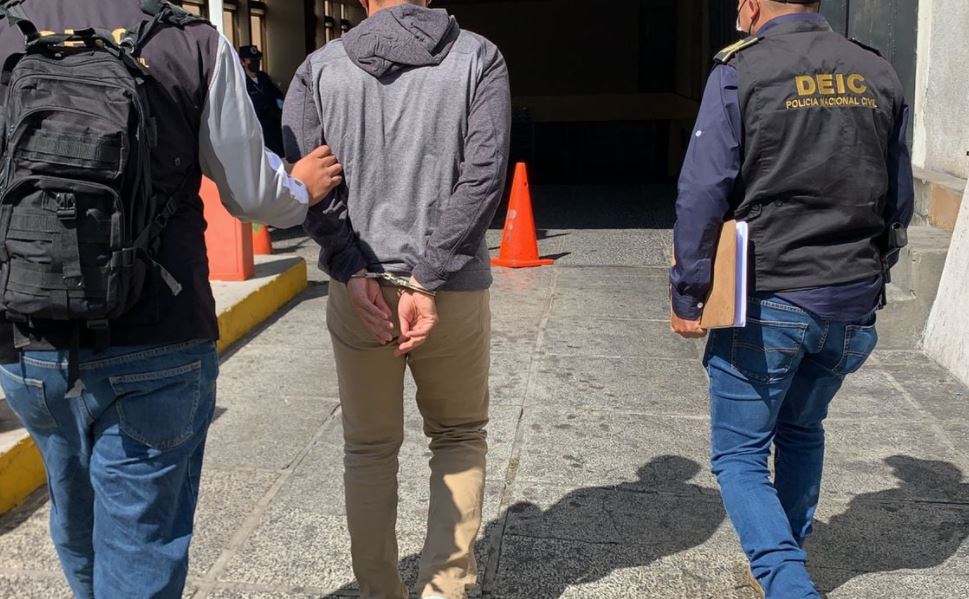Capturados contactaron de forma virtual a dos mujeres para traerlas desde Argentina y explotarlas laboralmente en Guatemala