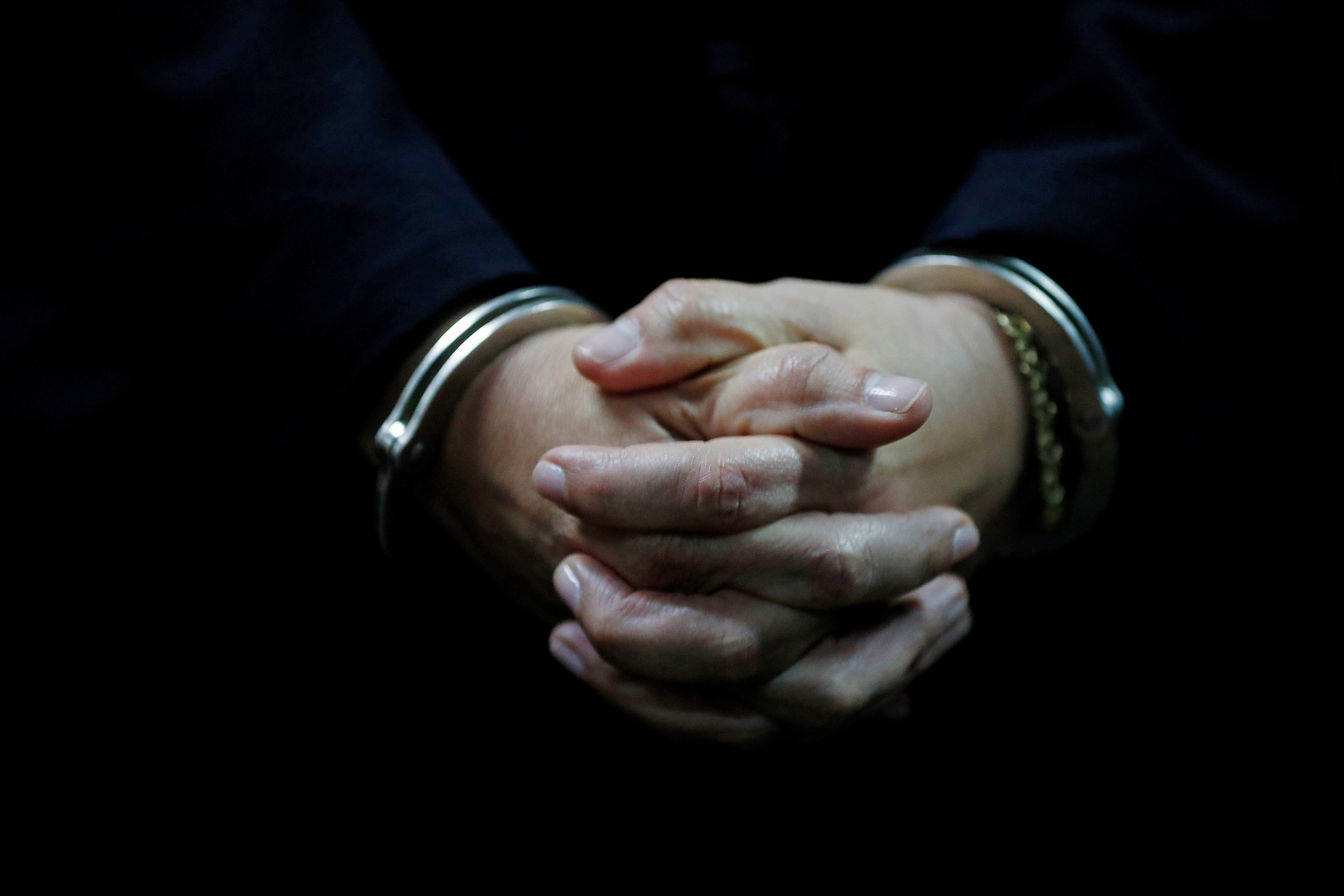 La exfiscal de la Feci Eva Sosa fue detenido cunado se presentó a una audiencia. (Foto Prensa Libre: AFP)