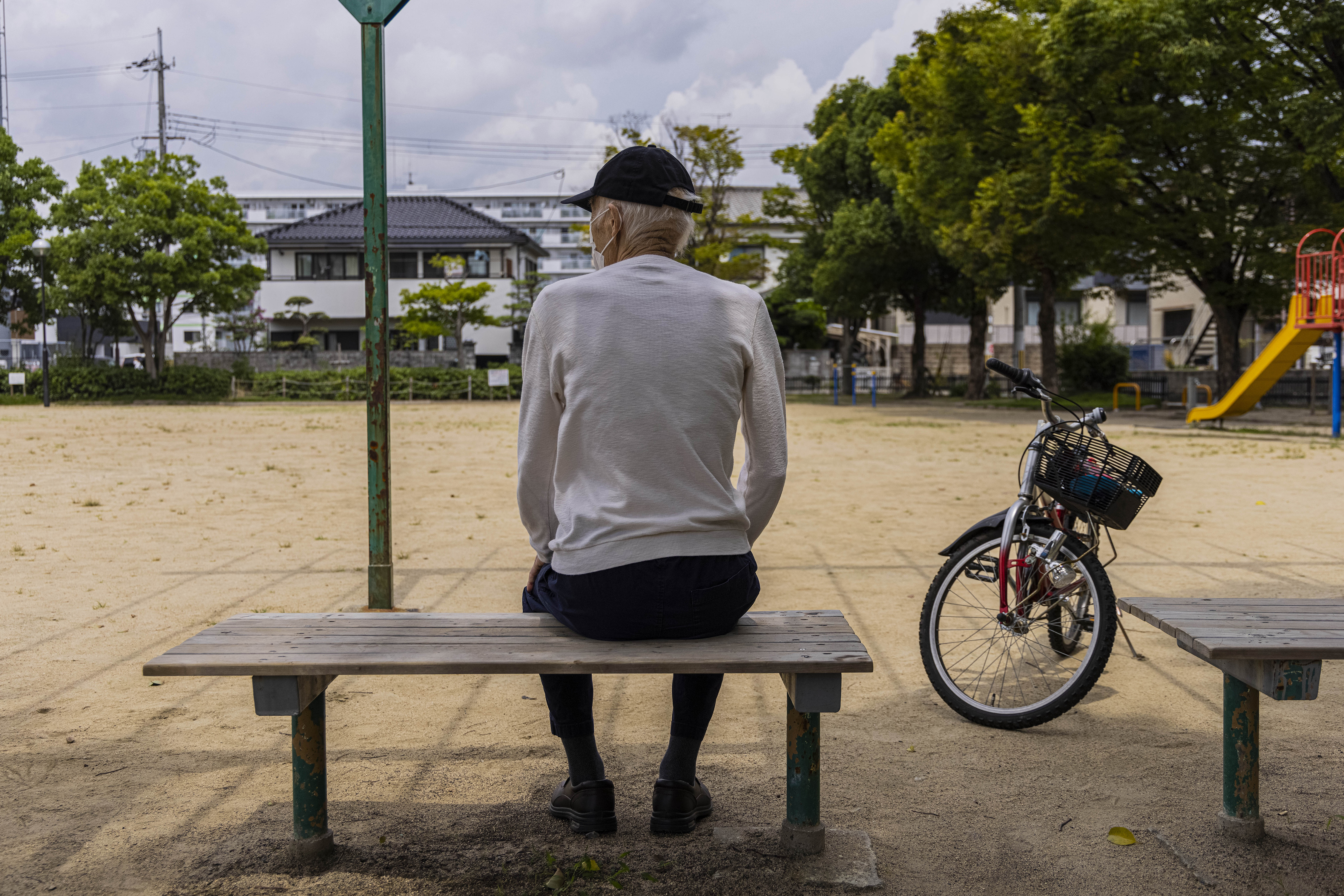 Itami comenzó a inscribir a personas con demencia en su programa de vigilancia electrónica en 2015. (Hiroko Masuike/The New York Times)