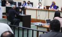 Otto Pérez Molina declara en el Tribunal de Mayor Riesgo B comenzó el juicio por el caso La Línea. (Foto Prensa Libre: Carlos Hernández)