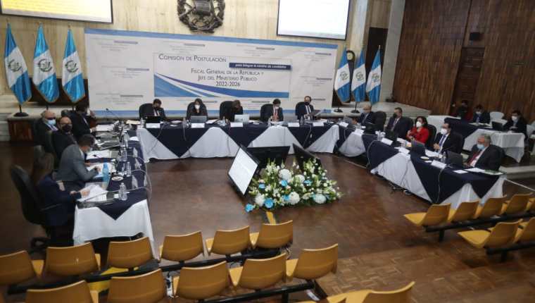La Comisión de Postulación se declara en sesión permanente y revisa 26 expedientes de aspirantes a fiscal General. (Foto: Prensa Libre. Hemeroteca)