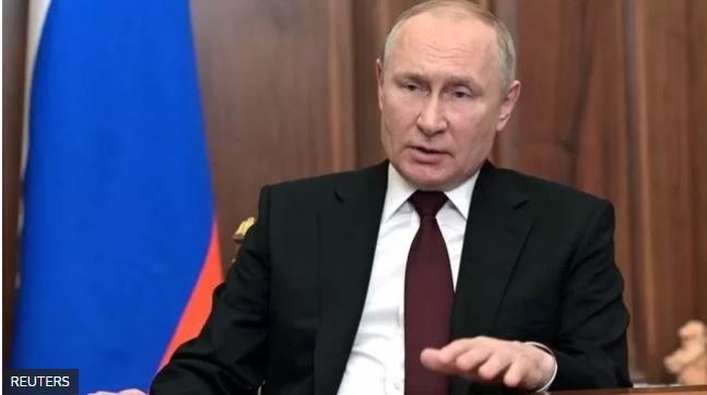Putin dio un largo discurso televisado este lunes.