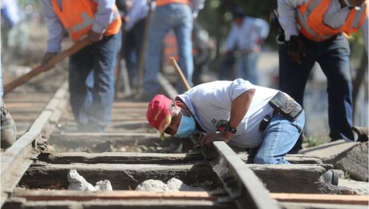Aún existen muchas dudas sobre el reciente contrato de Ferrovías con Remed, S, A, para reactivar línea del tren en la región sur. (Foto, Prensa Libre: Hemeroteca PL).