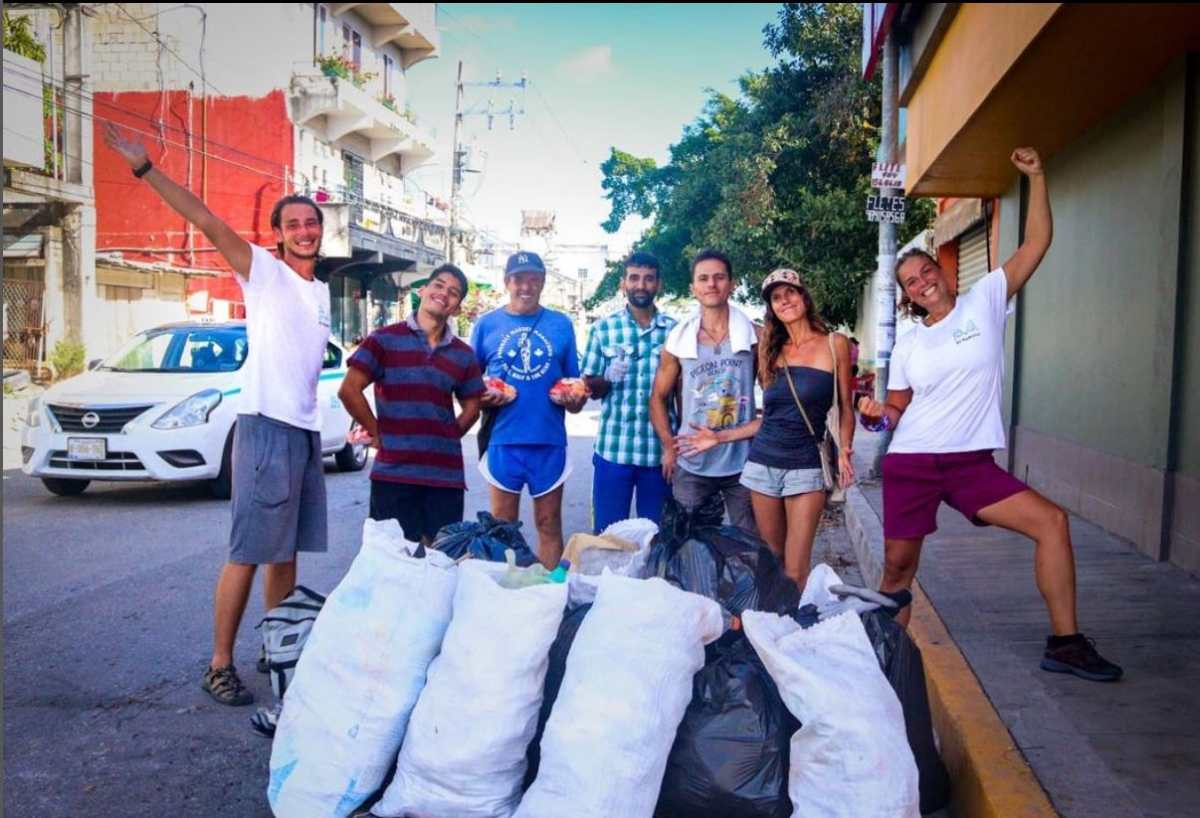 MJ Aquaholics: La historia de la pareja de extranjeros que llegó a Guatemala, recogió basura de las calles y se hizo viral por sus videos