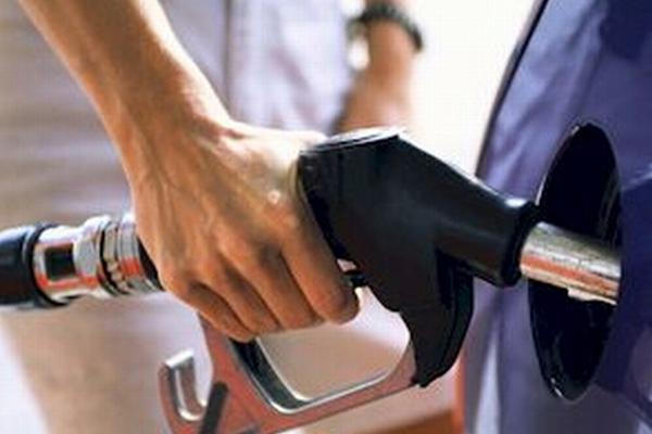 El precio de los combustibles sigue disparándose. (Foto: Hemeroteca PL)