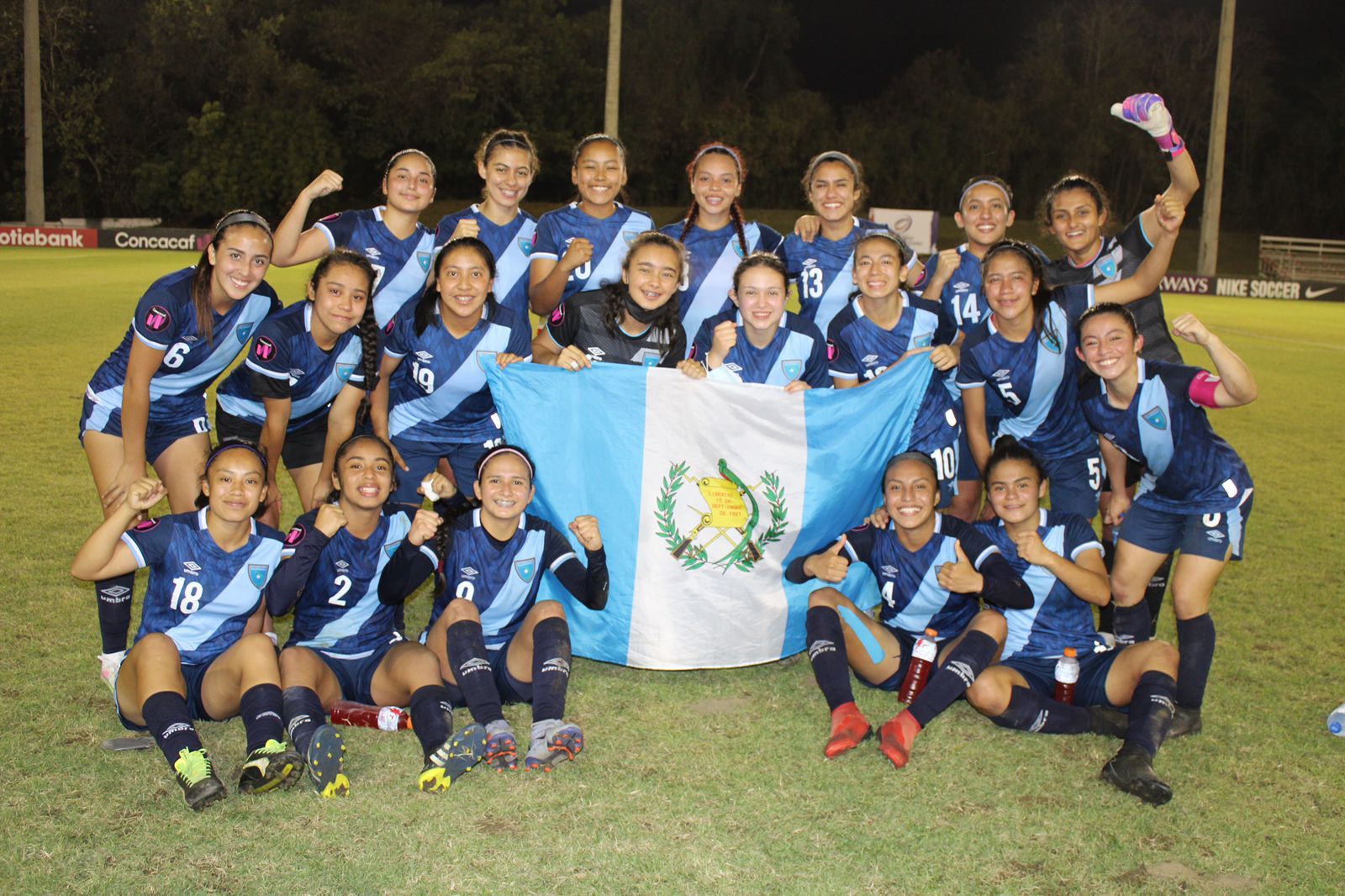 Así festejó la Selección Nacional Femenina Sub 20 en República Dominicana. (Foto Prensa Libre: Cortesía Fedefut)