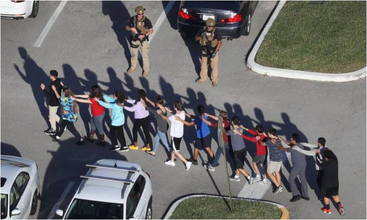 La primera mitad del año escolar en EE. UU. registra un récord de tiroteos