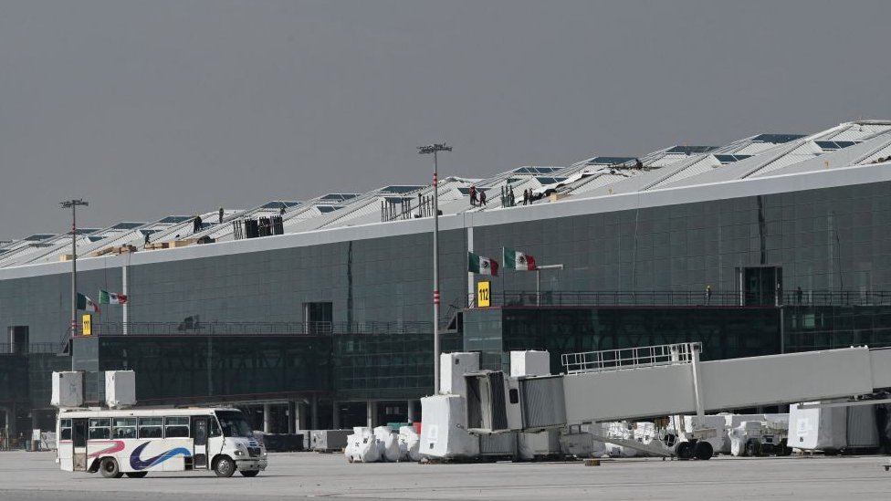 AIFA: las 4 polémicas en torno al nuevo aeropuerto Felipe Ángeles de Ciudad de México, uno de los proyectos insignia de AMLO