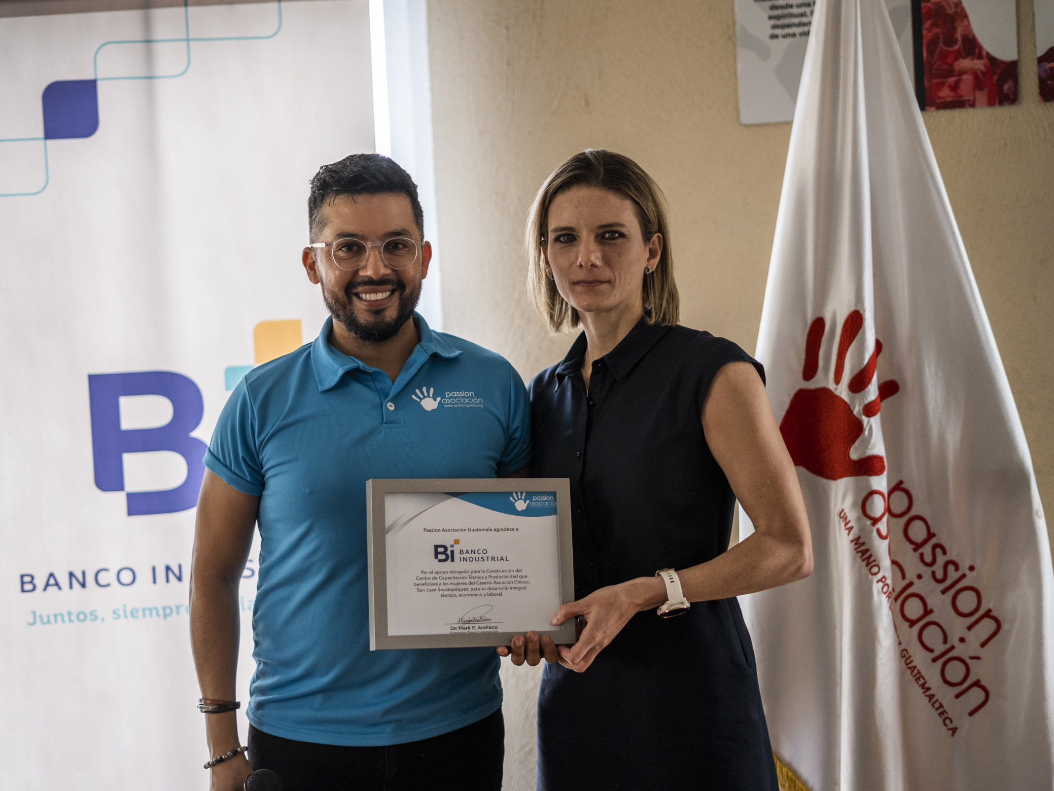 La inauguración del Centro de Capacitación Técnica y Productividad fue posible gracias Banco Industrial y la Asociación Passion Dr. Mark E. Arellano. Foto Prensa Libre: Cortesía.
