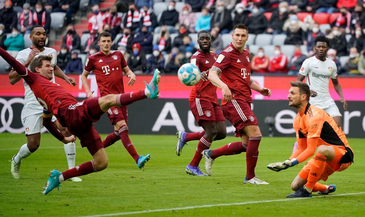 VIDEO | El autogol de Thomas Muller que evitó al Bayern ganarle al Leverkusen a tres días de recibir al Salzburgo en la Champions