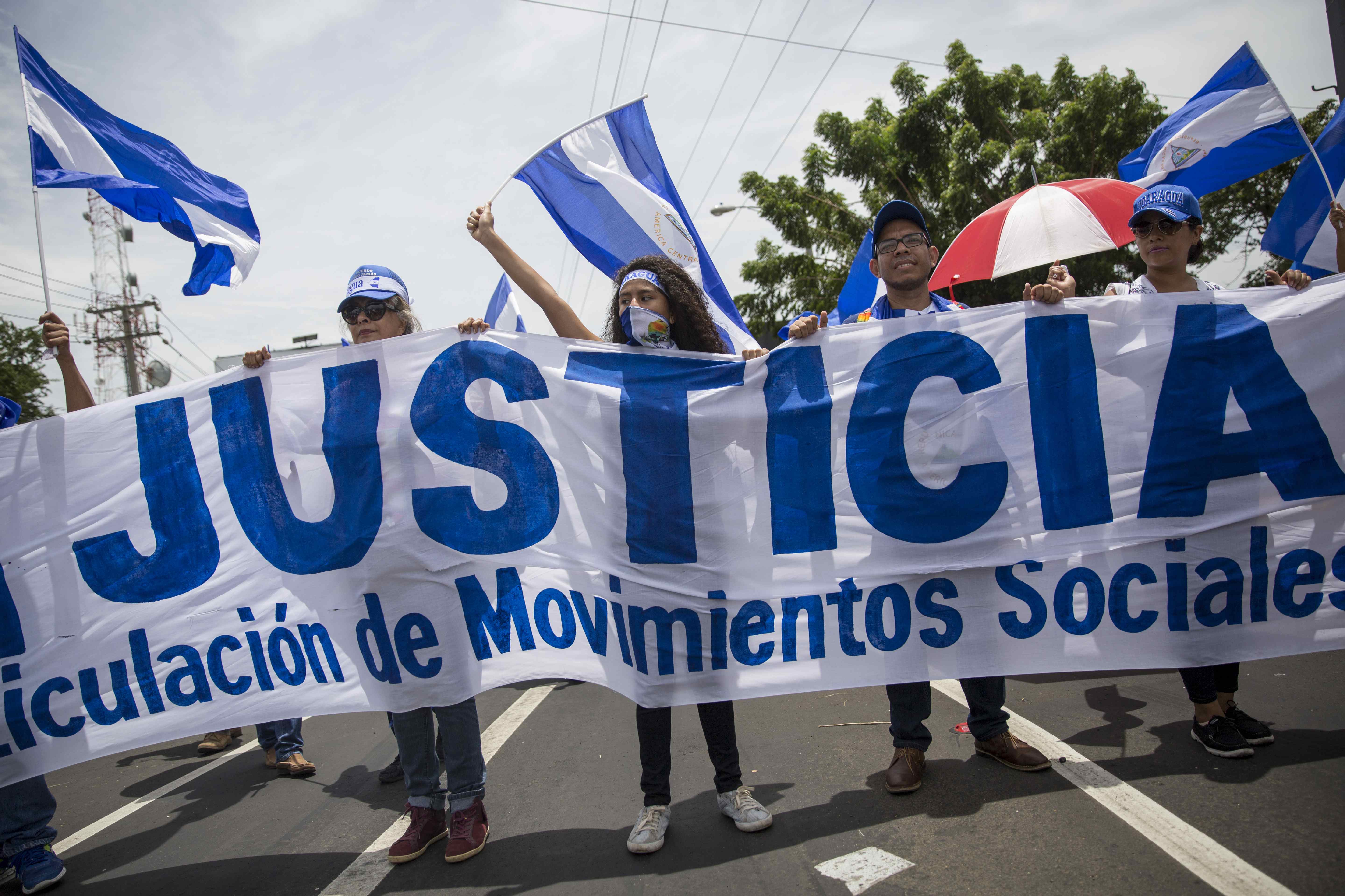 La sociedad civil en Nicaragua se ha visto amenazada por diversas medidas de represión por parte del régimen de Daniel Ortega. (Foto Prensa Libre: EFE)