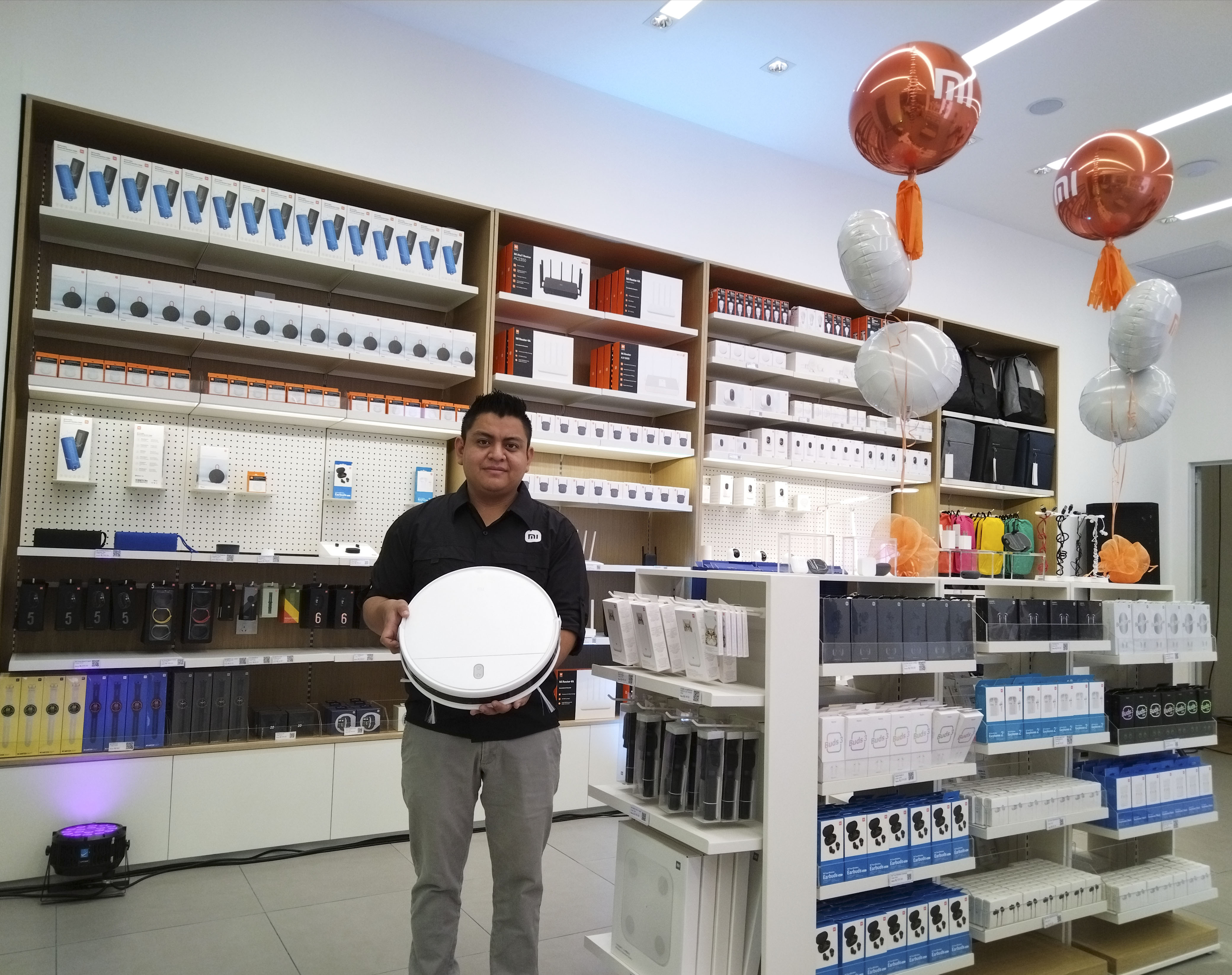 Xiaomi sigue con el crecimiento en Guatemala y sigue abriendo más tiendas en el territorio nacional. Foto Prensa Libre: Cortesía