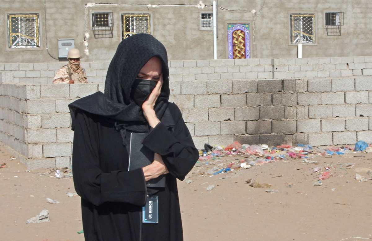 Angelina Jolie visita el Yemen en apoyo a la paz y a millones de desplazados