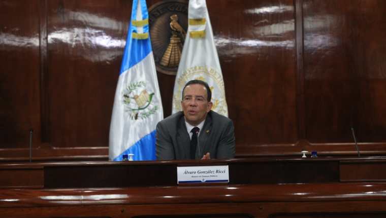 Ministro de Finanzas Alvaro Gonzalez Ricci