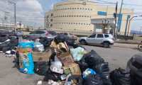 El problema causado por la acumulación de basura en Xela se hace insostenible, dicen autoridades ediles. (Foto Prensa Libre: Mynor Toc)