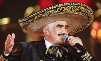 Familia de Vicente Fernández se ha opuesto a que se transmita una serie sobre el cantante mexicano por uso indebido de la imagen. (Foto Prensa Libre: AFP)