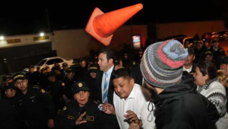 El expresidente Jimmy Morales corrió a juramentarse como diputado del Parlacén minutos después de entregar la estafeta presidencial por temor a ser detenido por cargos de corrupción. (Foto Prensa Libre: Hemeroteca PL)