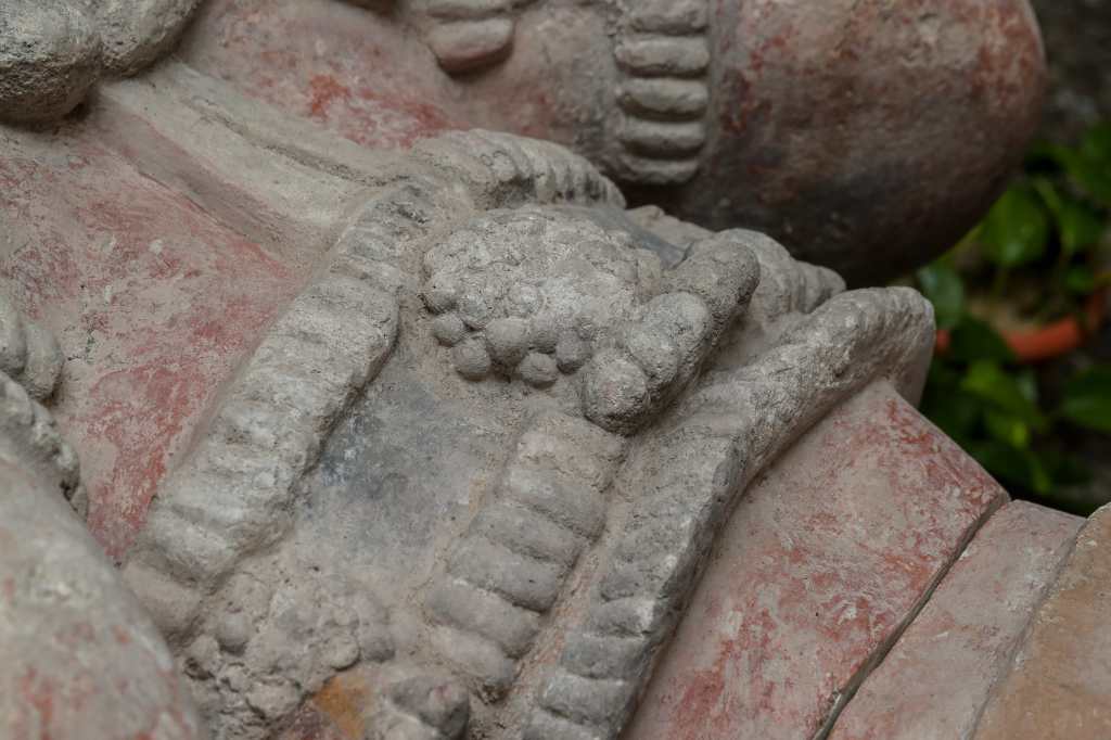 "Rostro jaguar": las imágenes que muestran detalles nunca antes vistos en Guatemala de una pieza maya que se expone en la URL