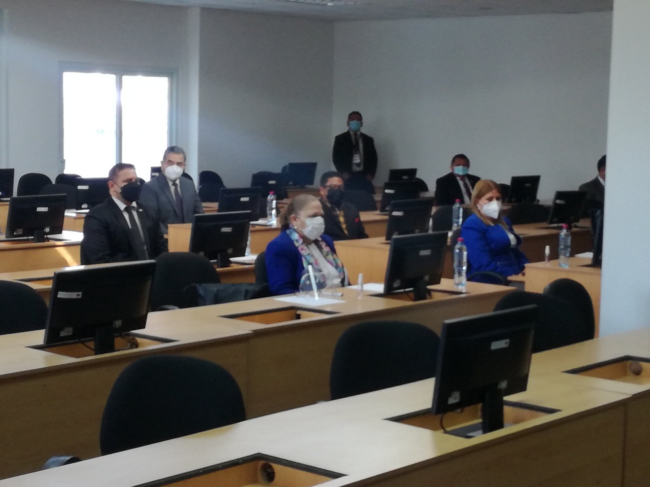 Los 15 aspirantes a fiscal general realizaron la prueba psicométrica este martes. (Foto: Prensa Libre. Guatemala Visible)