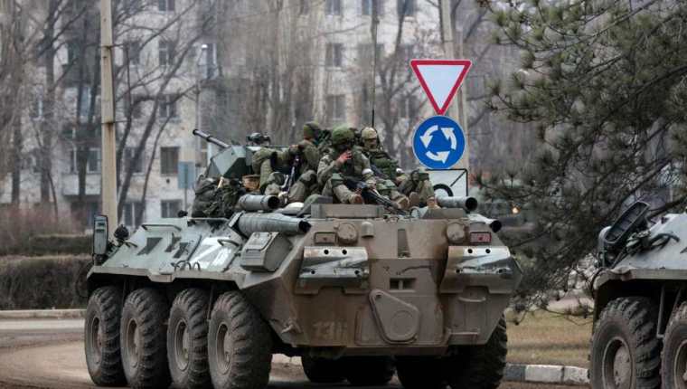 Ejército ruso en vehículos