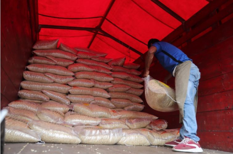 El precio del maiz es uno de los que más ha experimentado aumentos lo que se traduce en el valor de las tortillas, parte fundamental de la dieta del guatemalteco.  (Foto Prensa Libre: Hemeroteca PL)