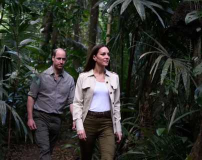 Las imágenes de la visita de los Duques de Cambridge a la selva maya (y el incidente que tuvieron al intentar aterrizar)