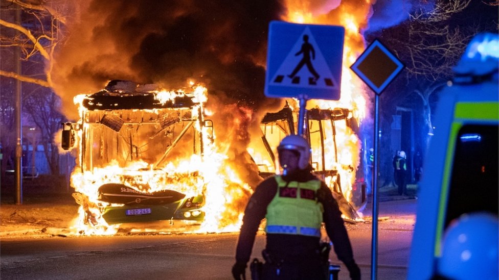 Disturbios en Suecia por grupos islamofóbicos